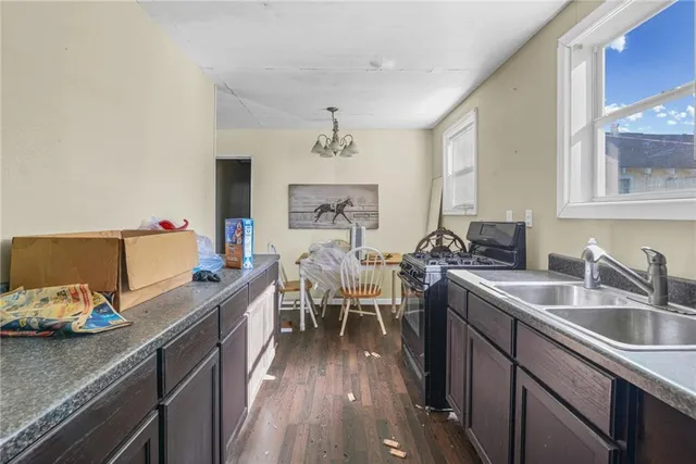 $220,000 | 121 Hamilton Street, Gretna, LA 70053