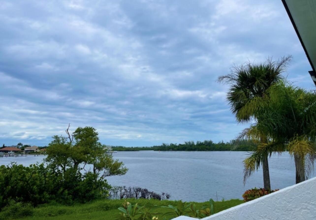 6142 Southeast Landing Way, Unit 911 Stuart, FL 34997 - Photo 4 of 10 IMG_1996