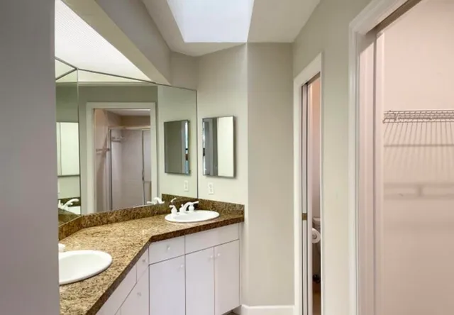 $3,500 | 6142 Southeast Landing Way, Unit 911, Stuart, FL 34997