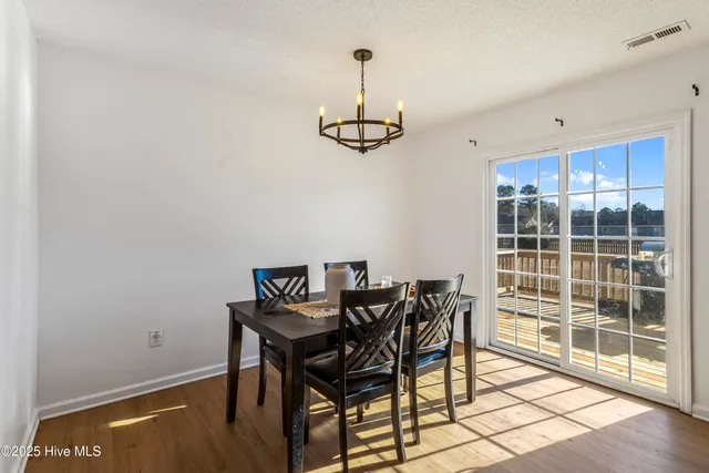 $300,000 | 305 Murphy Drive, Jacksonville, NC 28540