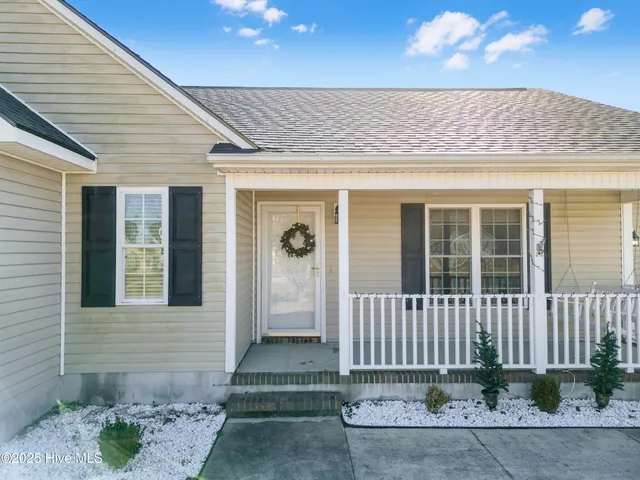 $300,000 | 305 Murphy Drive, Jacksonville, NC 28540