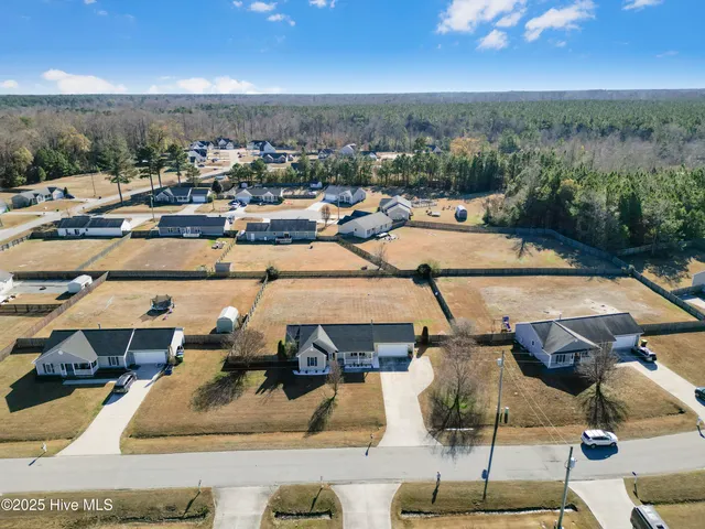 $300,000 | 305 Murphy Drive, Jacksonville, NC 28540