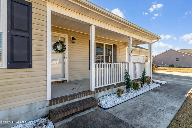 $300,000 | 305 Murphy Drive, Jacksonville, NC 28540