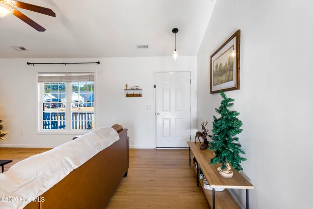 $300,000 | 305 Murphy Drive, Jacksonville, NC 28540