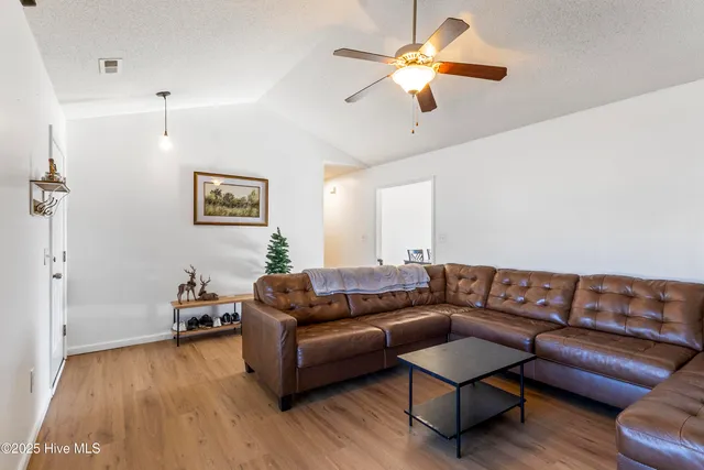 $300,000 | 305 Murphy Drive, Jacksonville, NC 28540