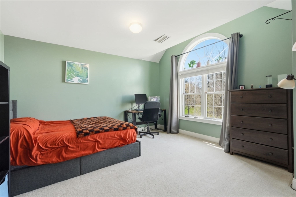 12 White Pine Road Amherst, MA 01002 - Photo 26 of 42