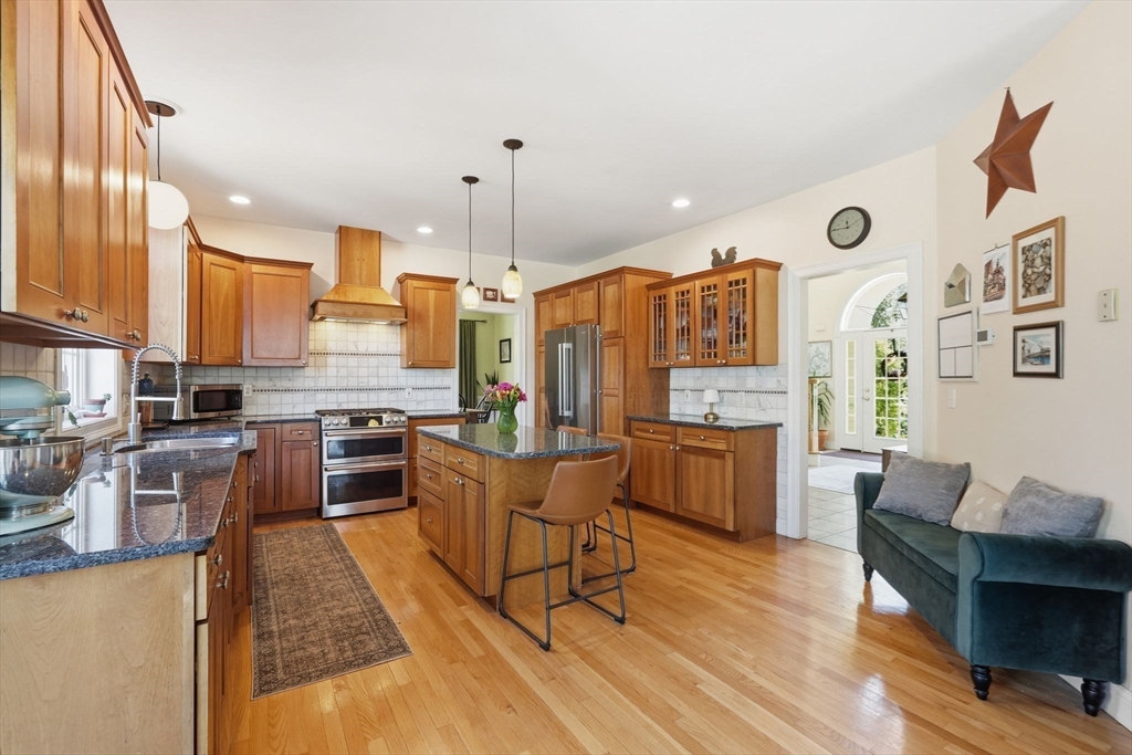12 White Pine Road Amherst, MA 01002 - Photo 7 of 42