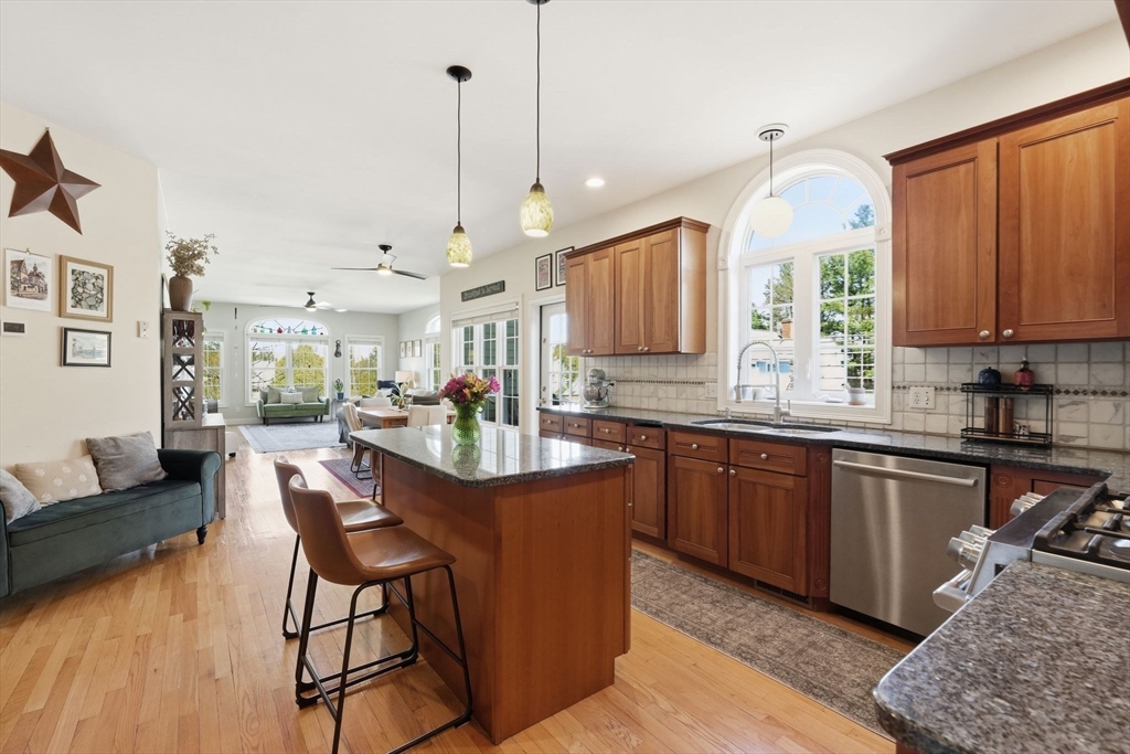 12 White Pine Road Amherst, MA 01002 - Photo 8 of 42