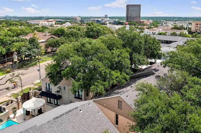 $2,150 | 7736 Meadow Road, Unit 203, Dallas, TX 75230