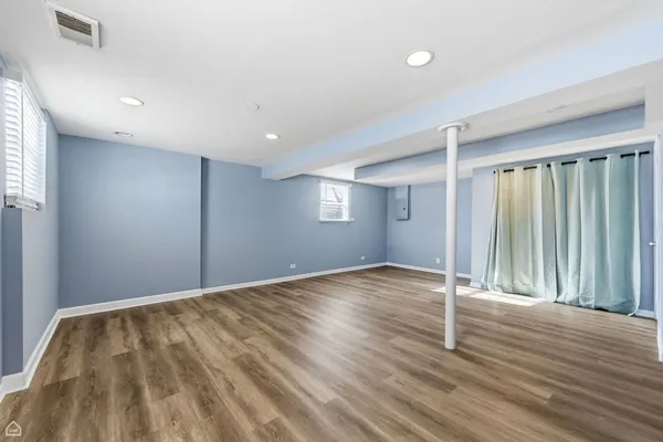 $2,100 | 22180 Navaho Avenue, Sauk Village, IL 60411