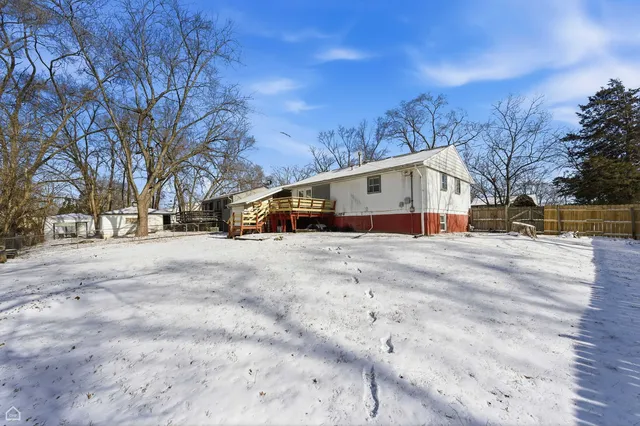 $2,100 | 22180 Navaho Avenue, Sauk Village, IL 60411