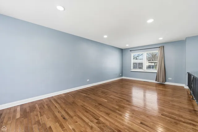 $2,100 | 22180 Navaho Avenue, Sauk Village, IL 60411