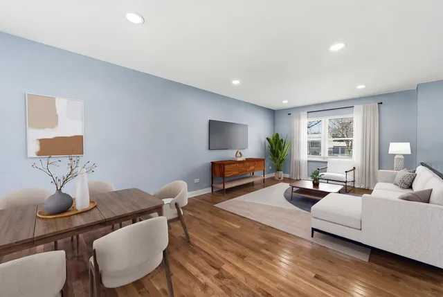 $2,100 | 22180 Navaho Avenue, Sauk Village, IL 60411