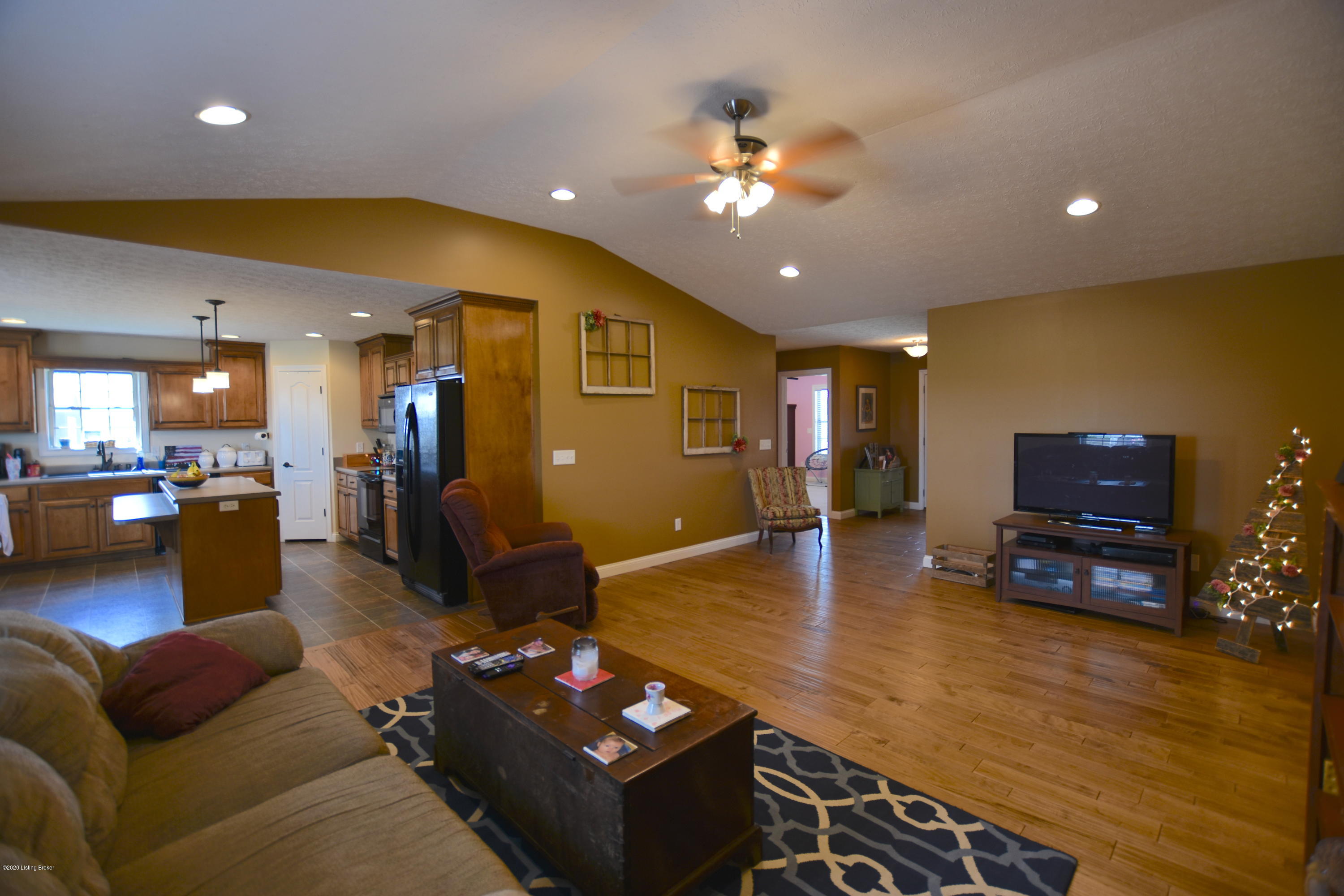 193 Nolin Road Sonora, KY 42776 - Photo 17 of 67 DSC_4861