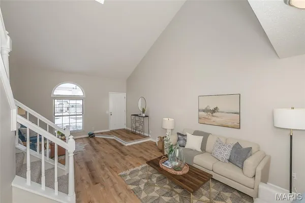 $239,900 | 1300 Forest Creek Dr., Unit 1, St. Charles, MO 63303