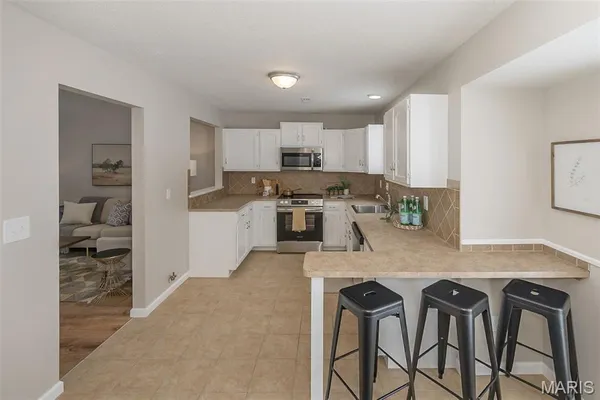 $239,900 | 1300 Forest Creek Dr., Unit 1, St. Charles, MO 63303
