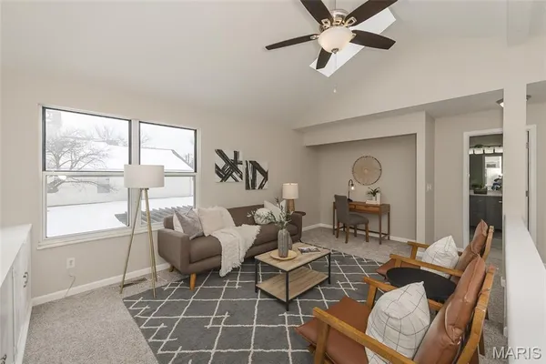 $239,900 | 1300 Forest Creek Dr., Unit 1, St. Charles, MO 63303