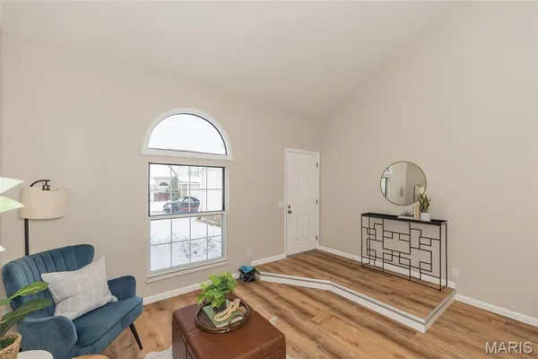$239,900 | 1300 Forest Creek Dr., Unit 1, St. Charles, MO 63303