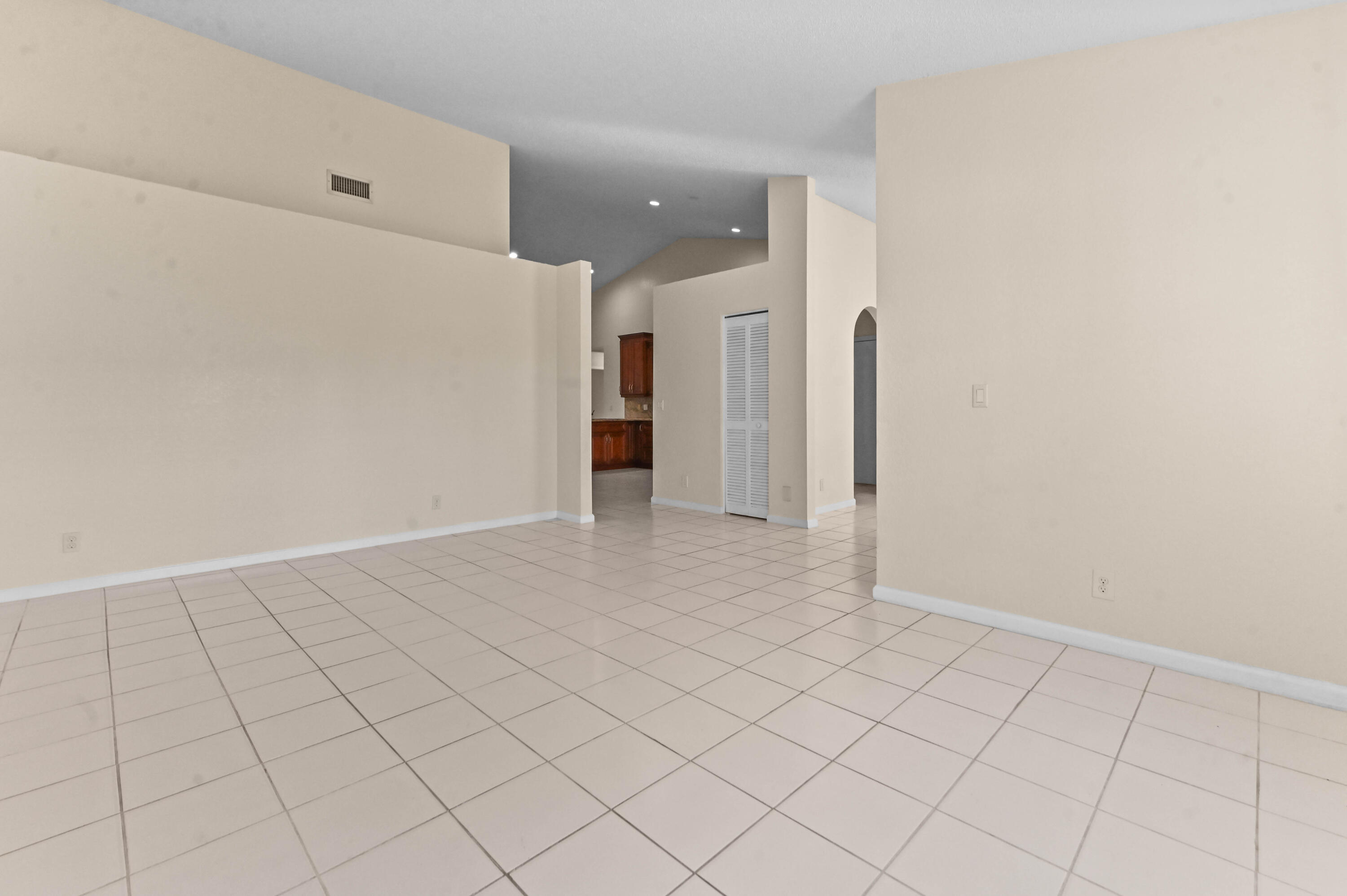 18377 Fresh Lake Way Boca Raton, FL 33498 - Photo 11 of 34 07 Living room 014