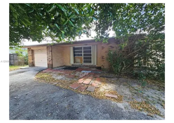 $415,000 | 750 North Douglas Road, Pembroke Pines, FL 33024