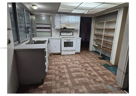 $415,000 | 750 North Douglas Road, Pembroke Pines, FL 33024