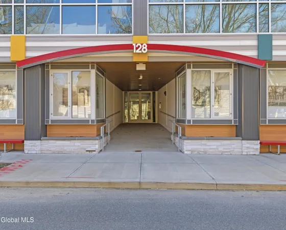 $949,900 | 128 Henry Street, Unit 203, Saratoga Springs, NY 12866