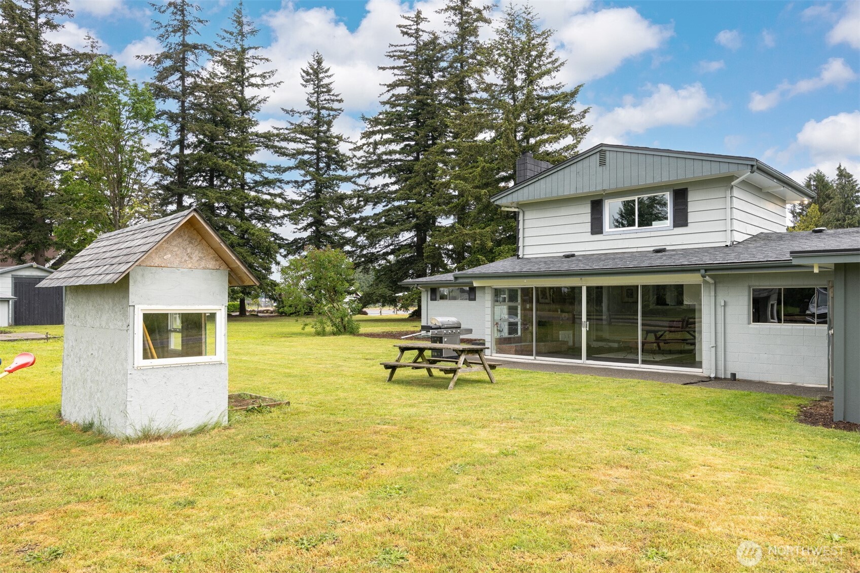 108 West Bartlett Road Lynden, WA 98264 - Photo 7 of 39
