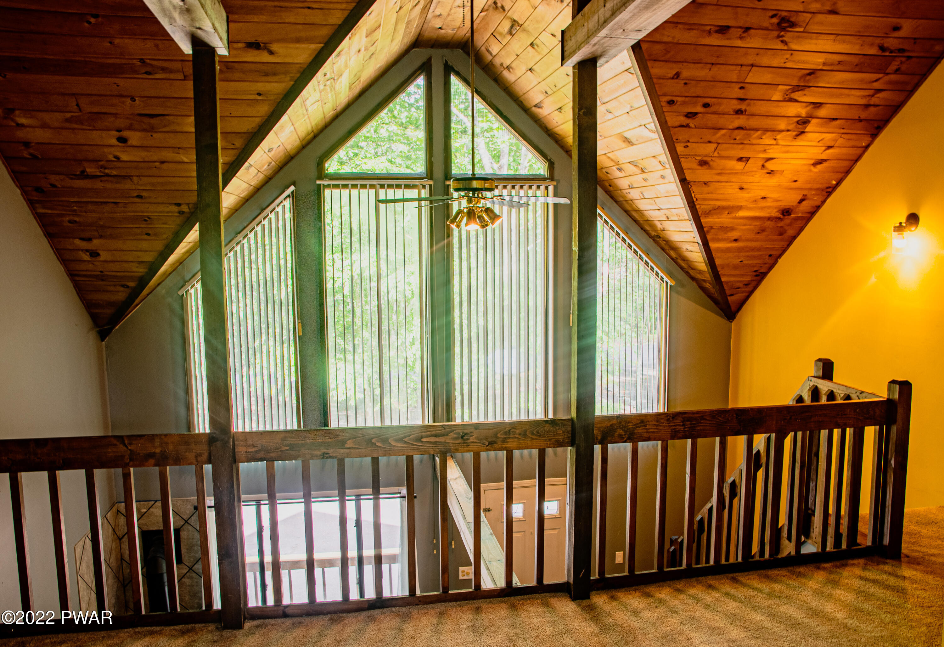 375 Mallard Lane Bushkill, PA 18324 - Photo 4 of 28 a view of staircase with a small cabin