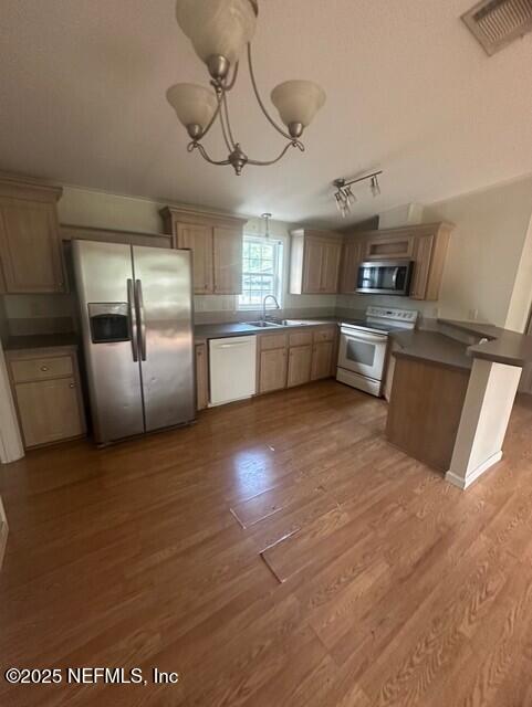 220 Horse Landing Road Satsuma, FL 32189 - Photo 9 of 25 thumbnail_IMG_6842