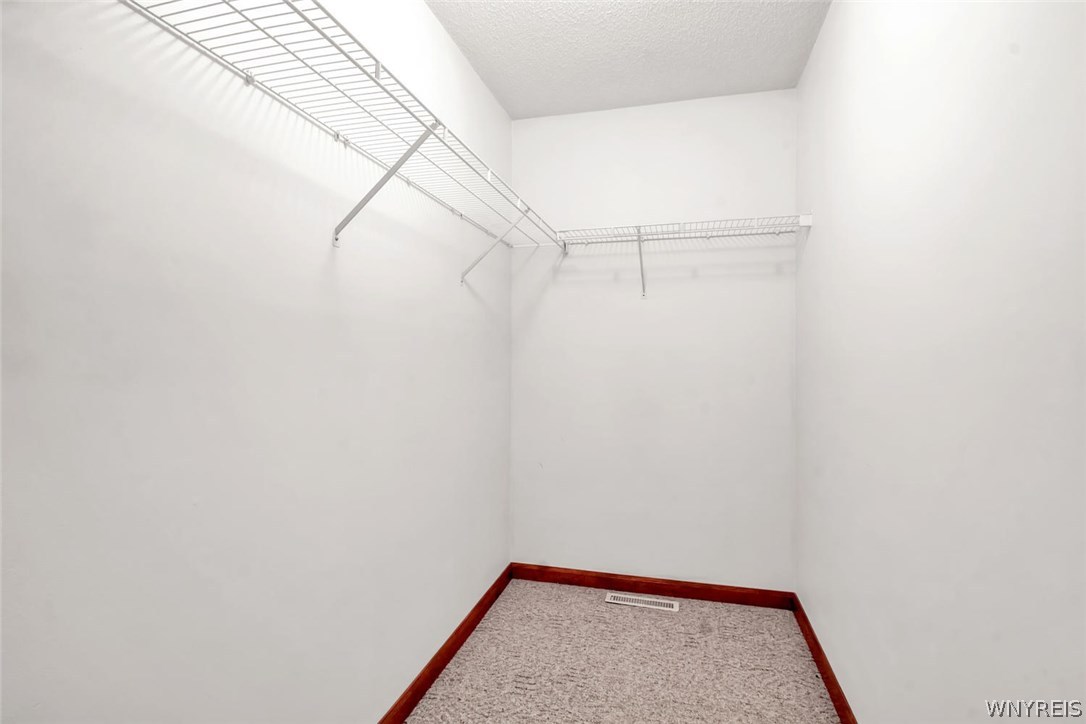 524 Hall Road Lancaster, NY 14059 - Photo 28 of 32