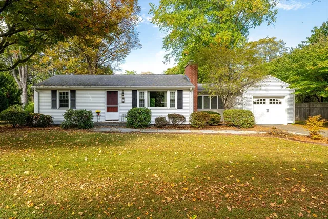 $475,000 | 13 Harlow Drive, Amherst, MA 01002