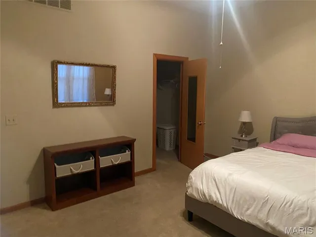 $2,000 | 2234 Hickory Street, St. Louis, MO 63104