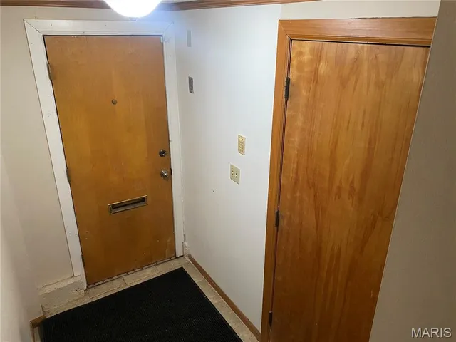 $2,000 | 2234 Hickory Street, St. Louis, MO 63104