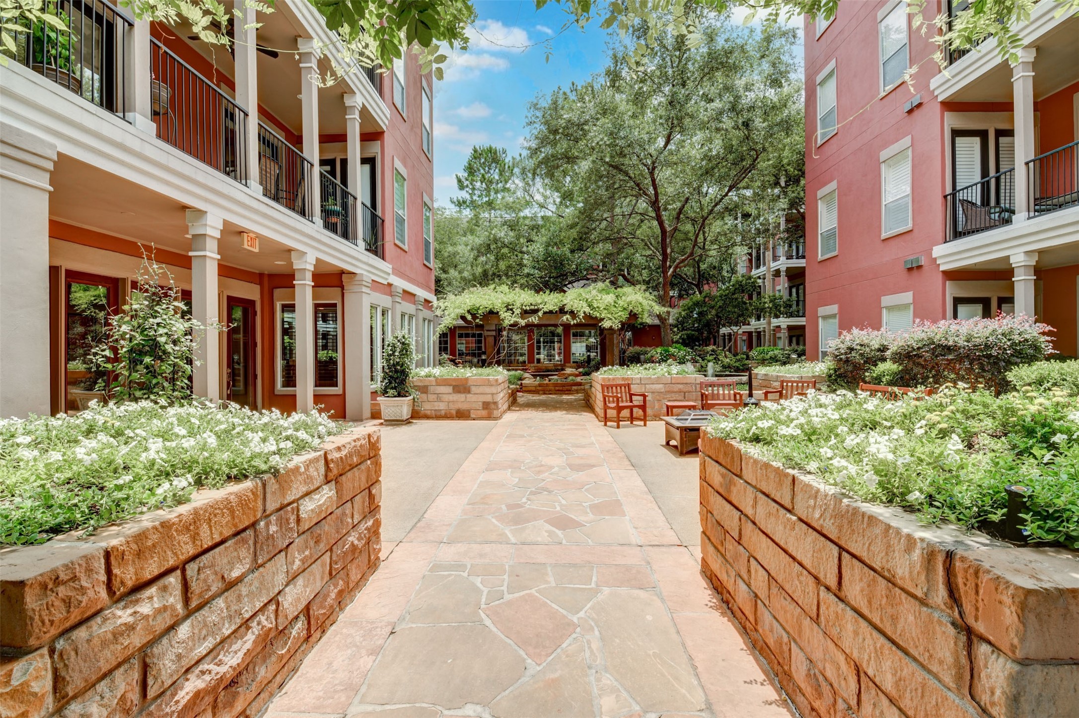2400 McCue Road, Unit 448 Houston, TX 77056 - Photo 35 of 44 Gallery Image 35