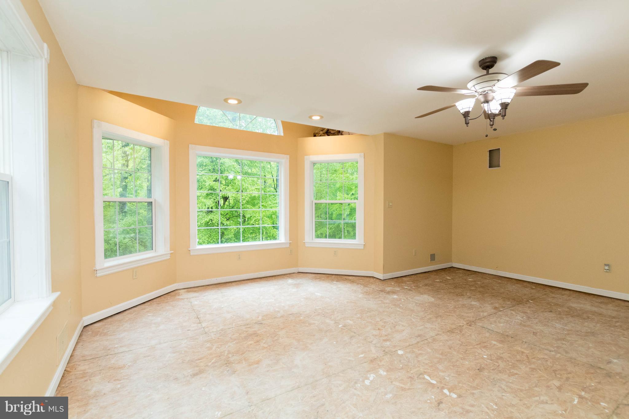 3260 Ady Road Street, MD 21154 - Photo 15 of 30 Bedroom (Master) with Vaulted windows
