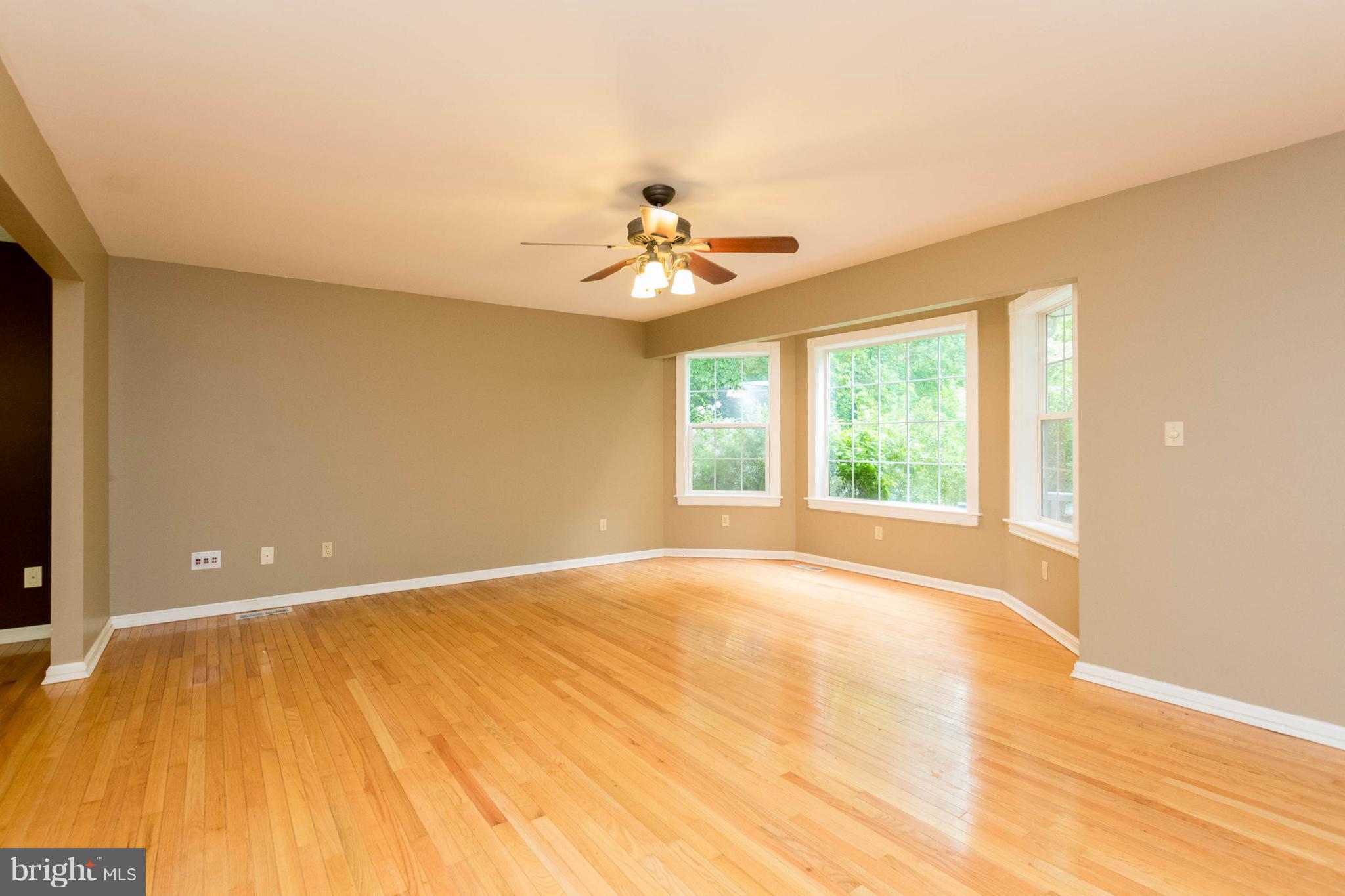 3260 Ady Road Street, MD 21154 - Photo 8 of 30 Living Room with Bay Window