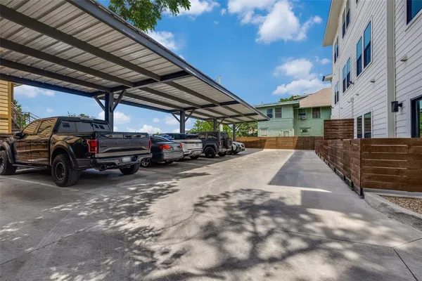 $1,525 | 1322 Lipscomb Street, Unit 201, Fort Worth, TX 76104