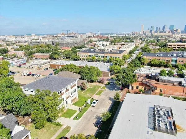 $1,525 | 1322 Lipscomb Street, Unit 201, Fort Worth, TX 76104