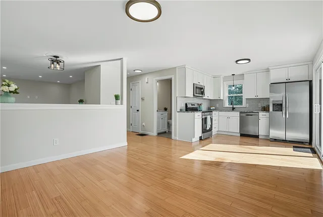 $620,000 | 19 Cows Path Road, Middletown, RI 02842