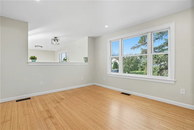 $620,000 | 19 Cows Path Road, Middletown, RI 02842