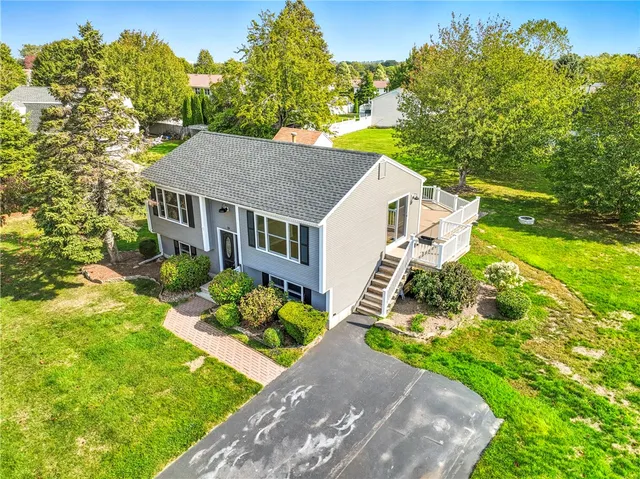 $620,000 | 19 Cows Path Road, Middletown, RI 02842