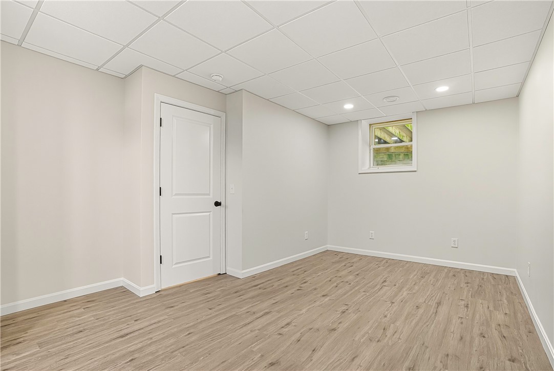 19 Cows Path Road Middletown, RI 02842 - Photo 24 of 40