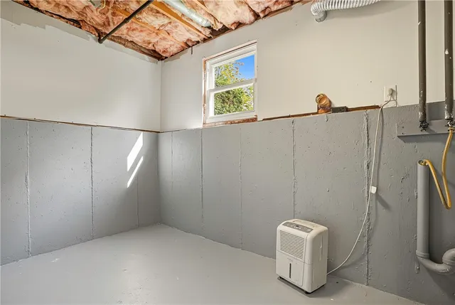 $620,000 | 19 Cows Path Road, Middletown, RI 02842