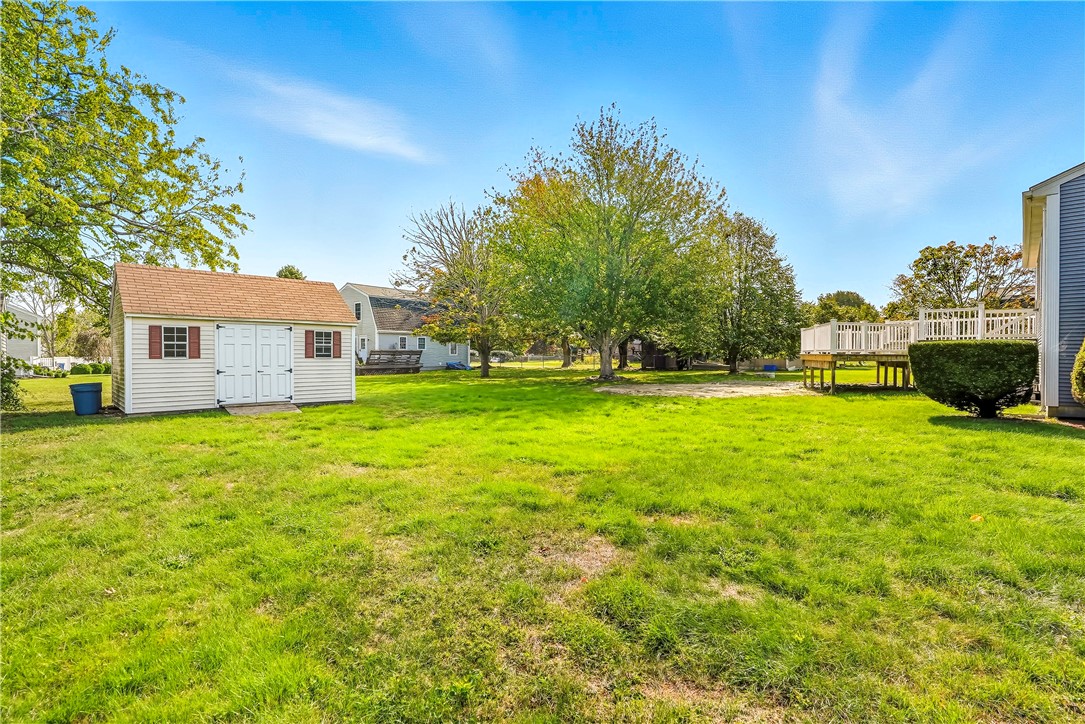 19 Cows Path Road Middletown, RI 02842 - Photo 35 of 40