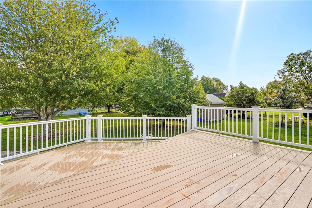 19 Cows Path Road Middletown, RI 02842 - Photo 36 of 40