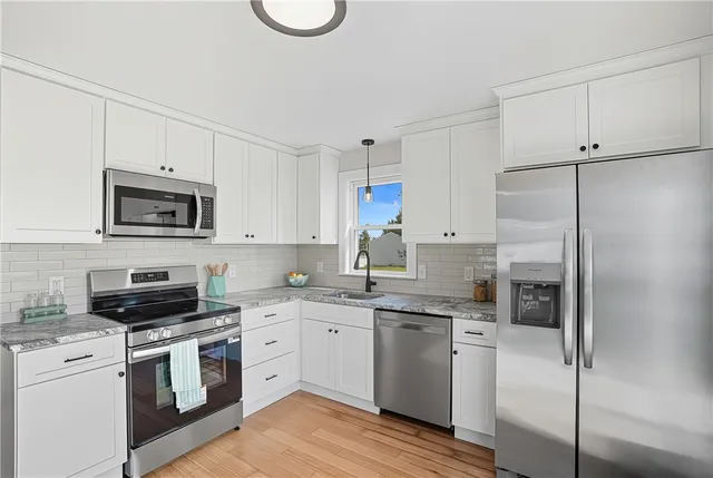 $620,000 | 19 Cows Path Road, Middletown, RI 02842