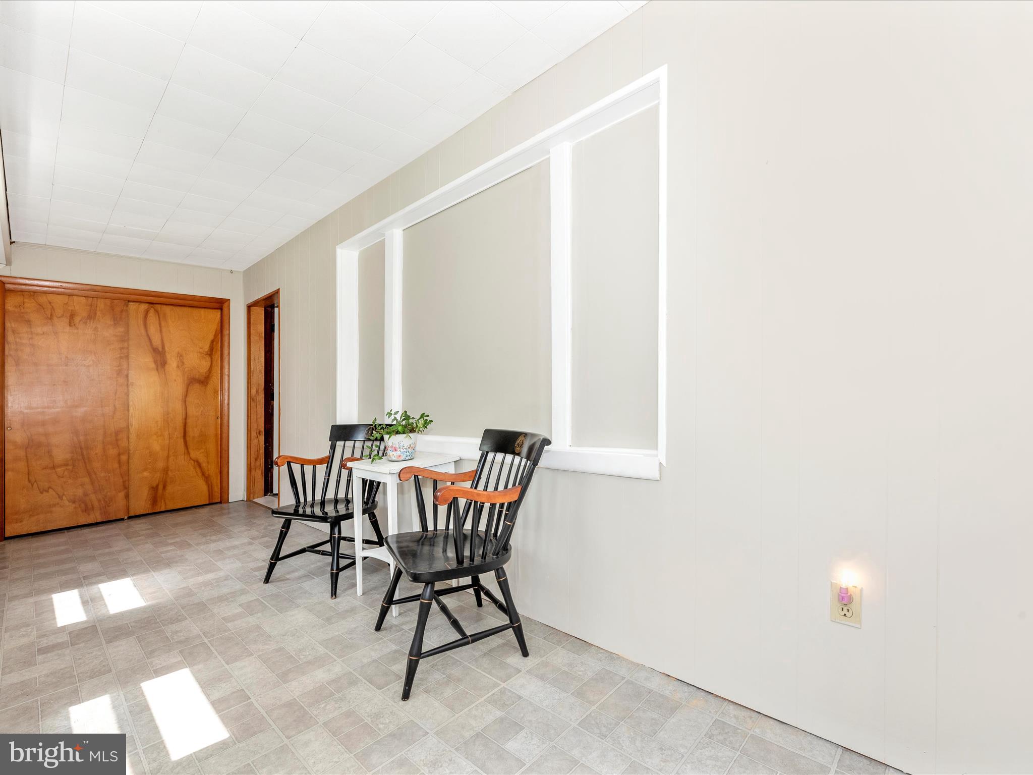 1630 Marker Road Middletown, MD 21769 - Photo 26 of 56 Sun Room