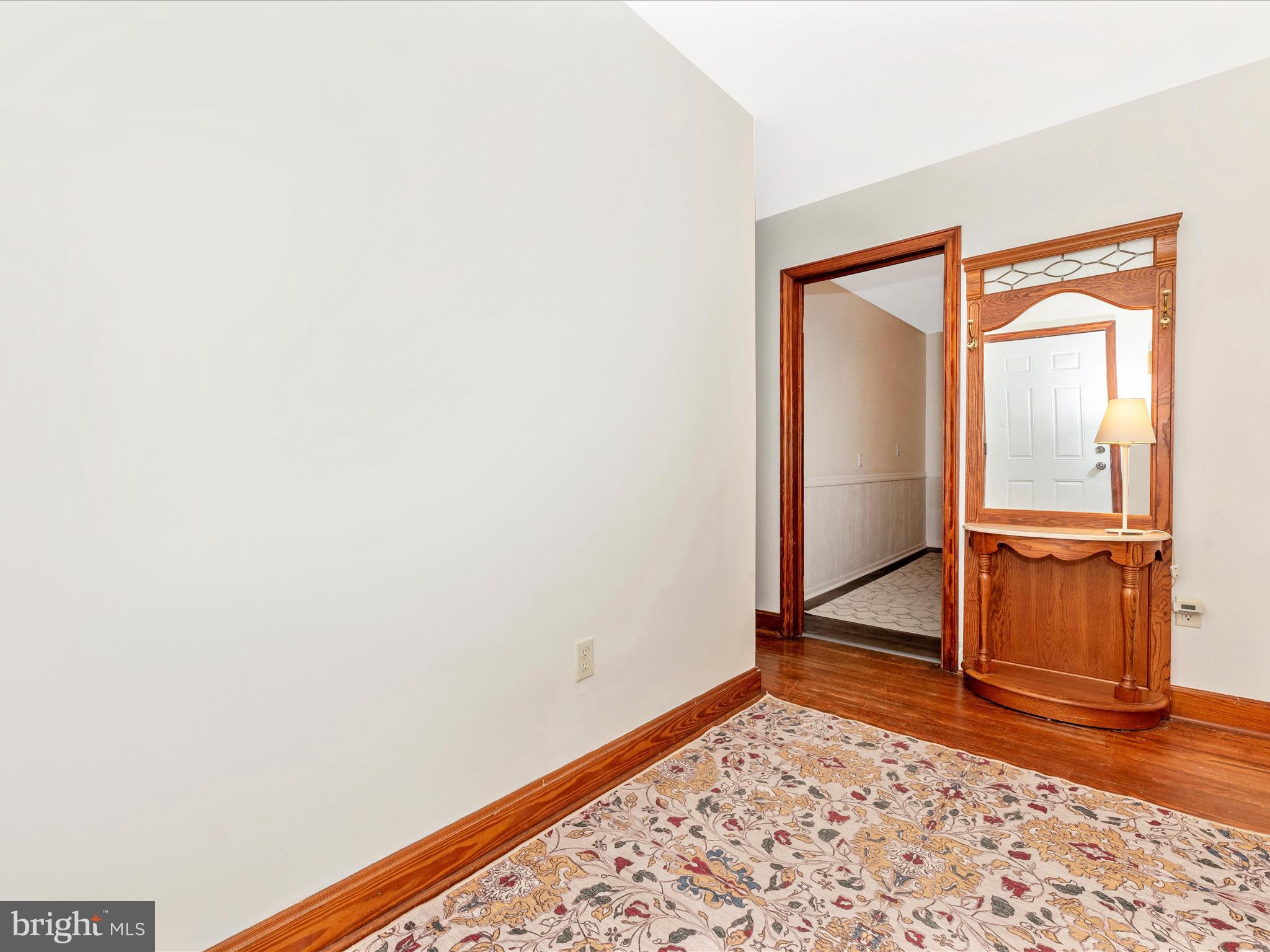 1630 Marker Road Middletown, MD 21769 - Photo 4 of 56 Foyer