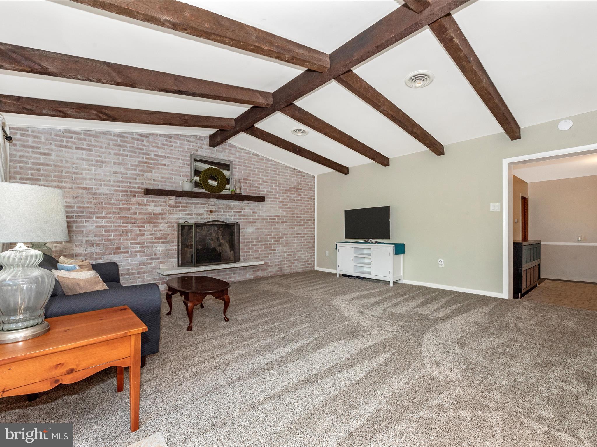 1630 Marker Road Middletown, MD 21769 - Photo 6 of 56 Living Room