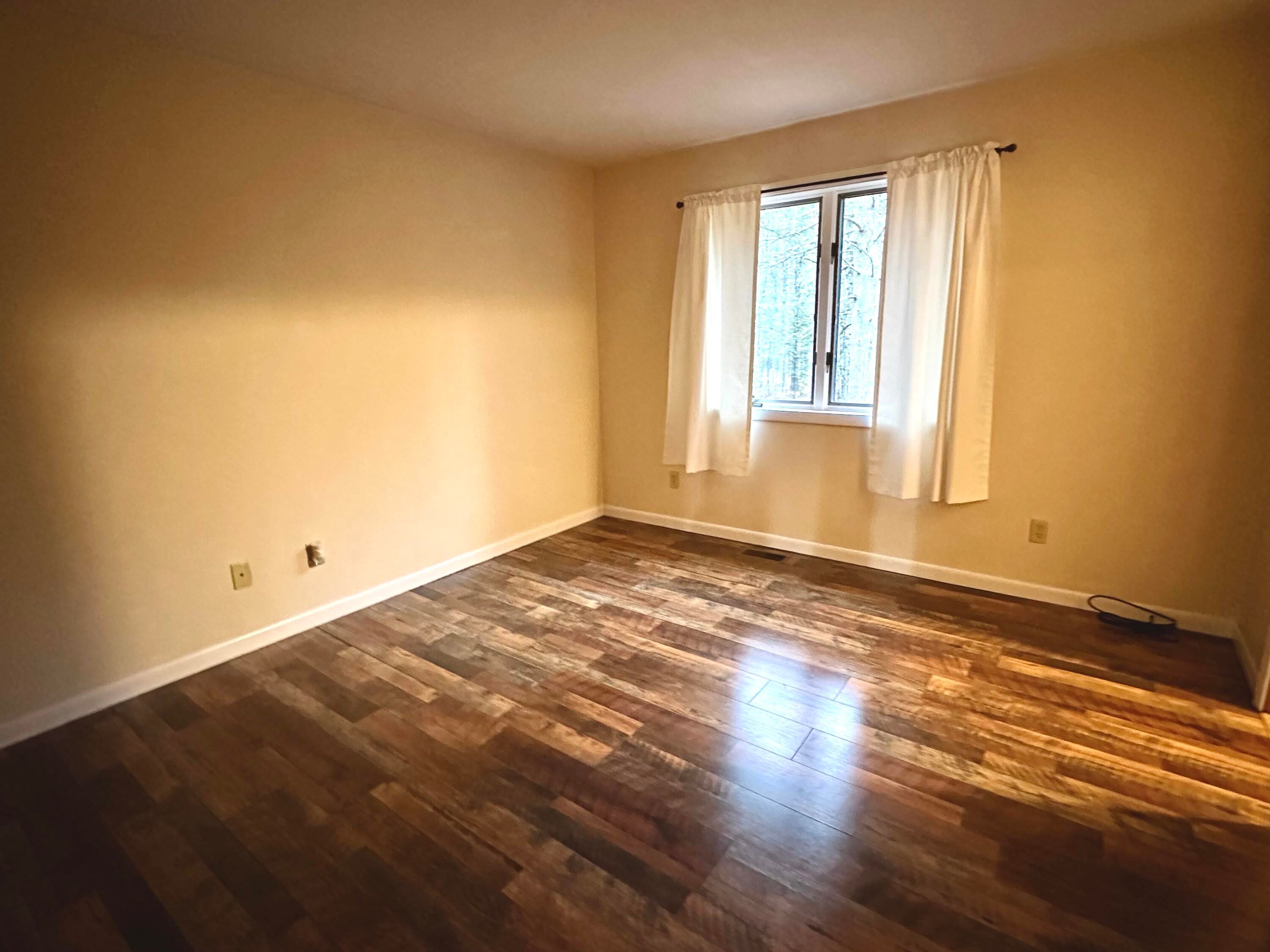 4131 Edgewater Drive Cheboygan, MI 49721 - Photo 16 of 37 Gallery Image 16